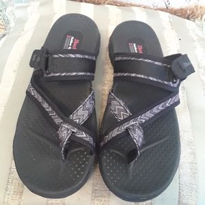 Women's Skechers sandals